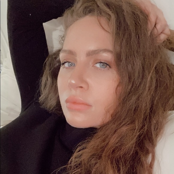 Meet your Posher, Rachel - Picture 1 of 1